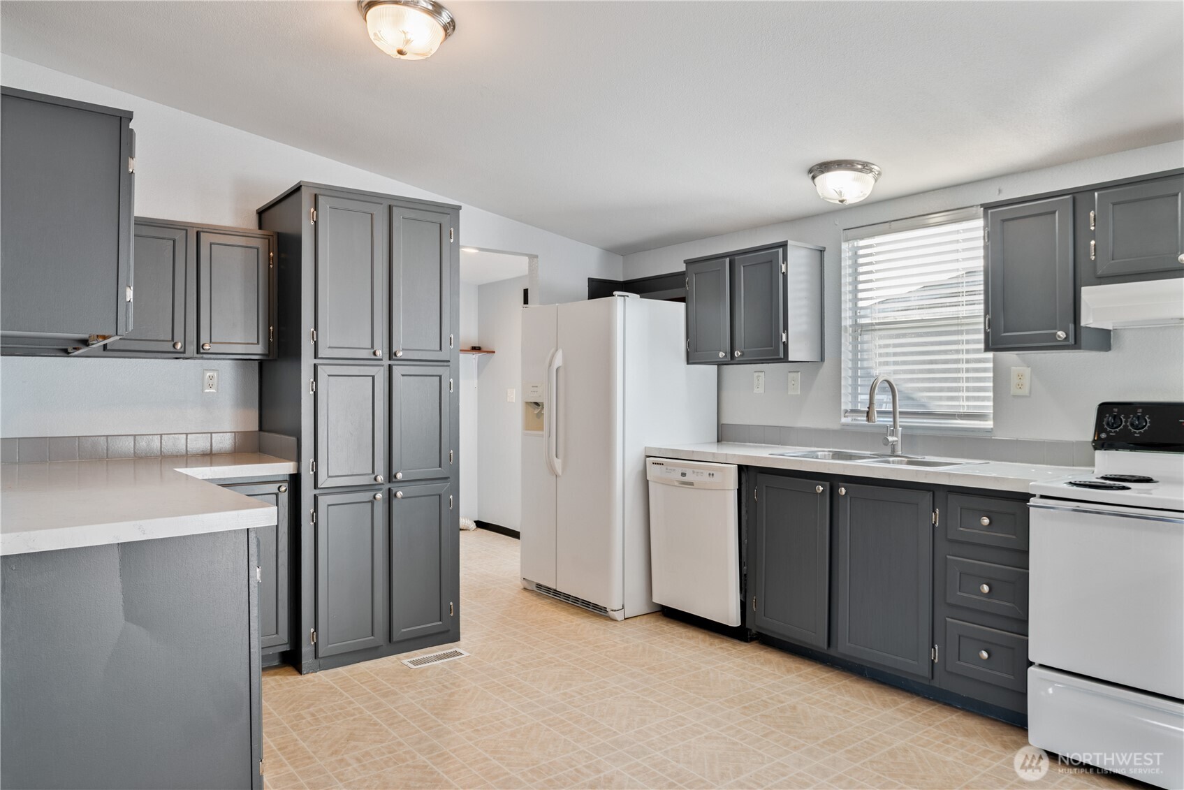233 Concord Place Longview WA 98632