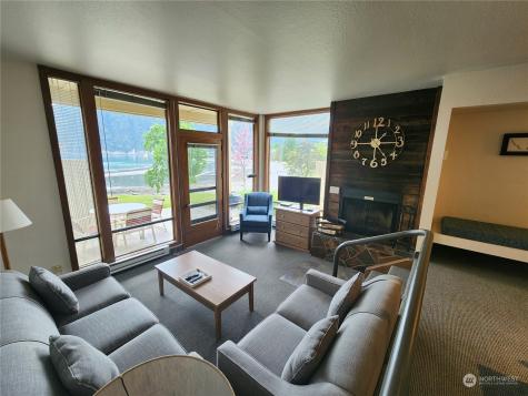 1 Nekquelekin 414-e Manson WA 98831