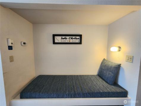 1 Nekquelekin 414-e Manson WA 98831