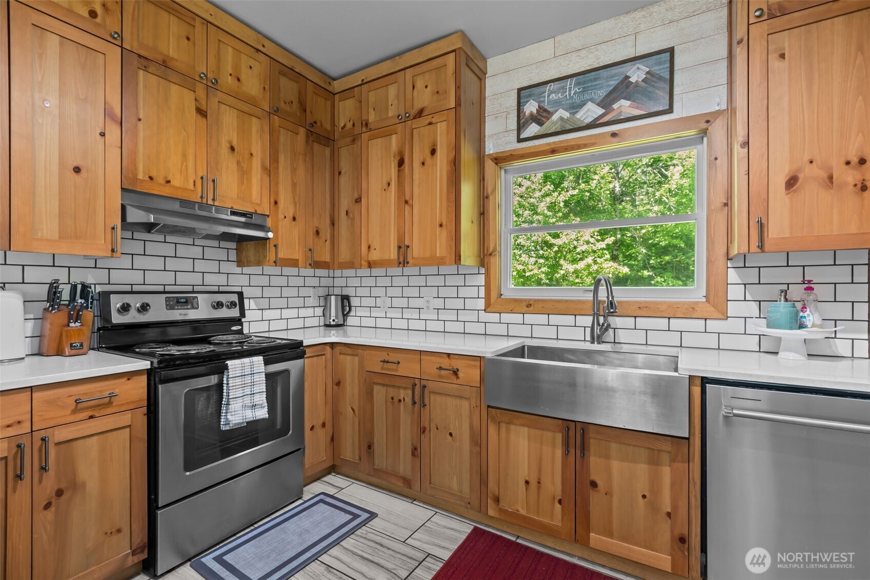 33724 SE Hudson Road Ravensdale WA 98051