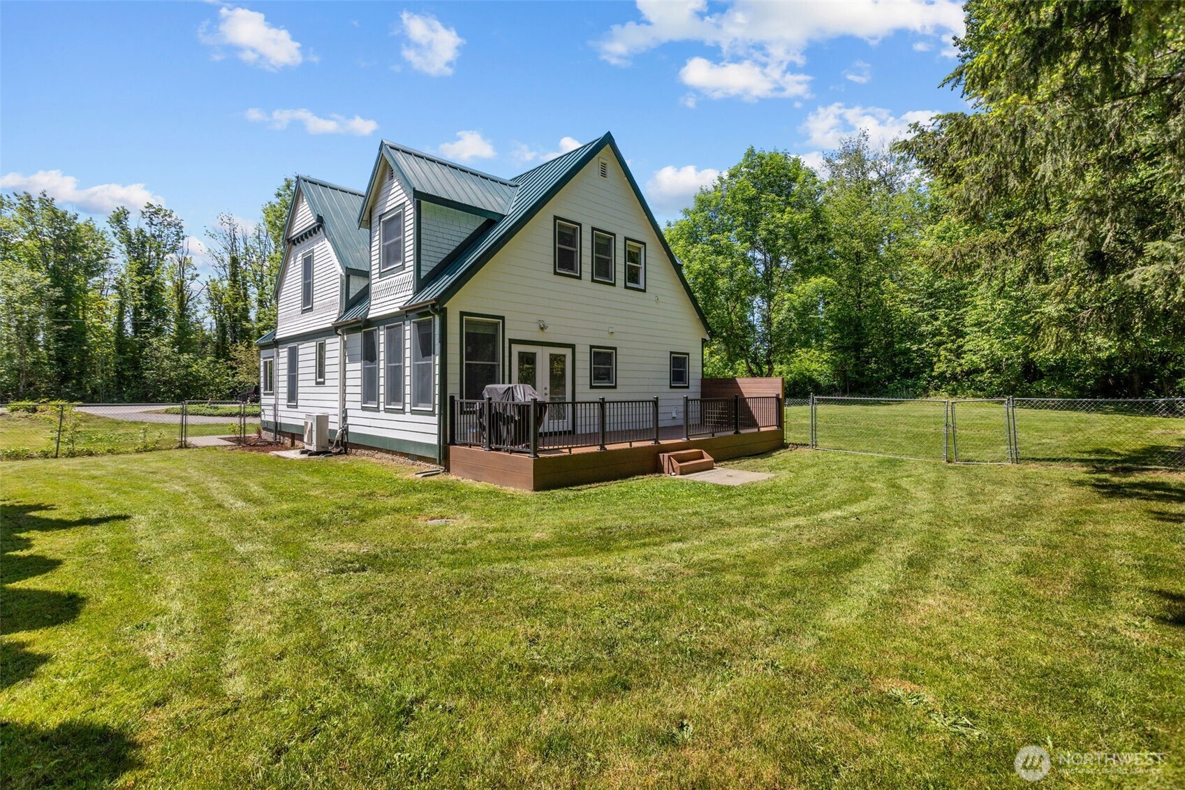 33724 SE Hudson Road Ravensdale WA 98051