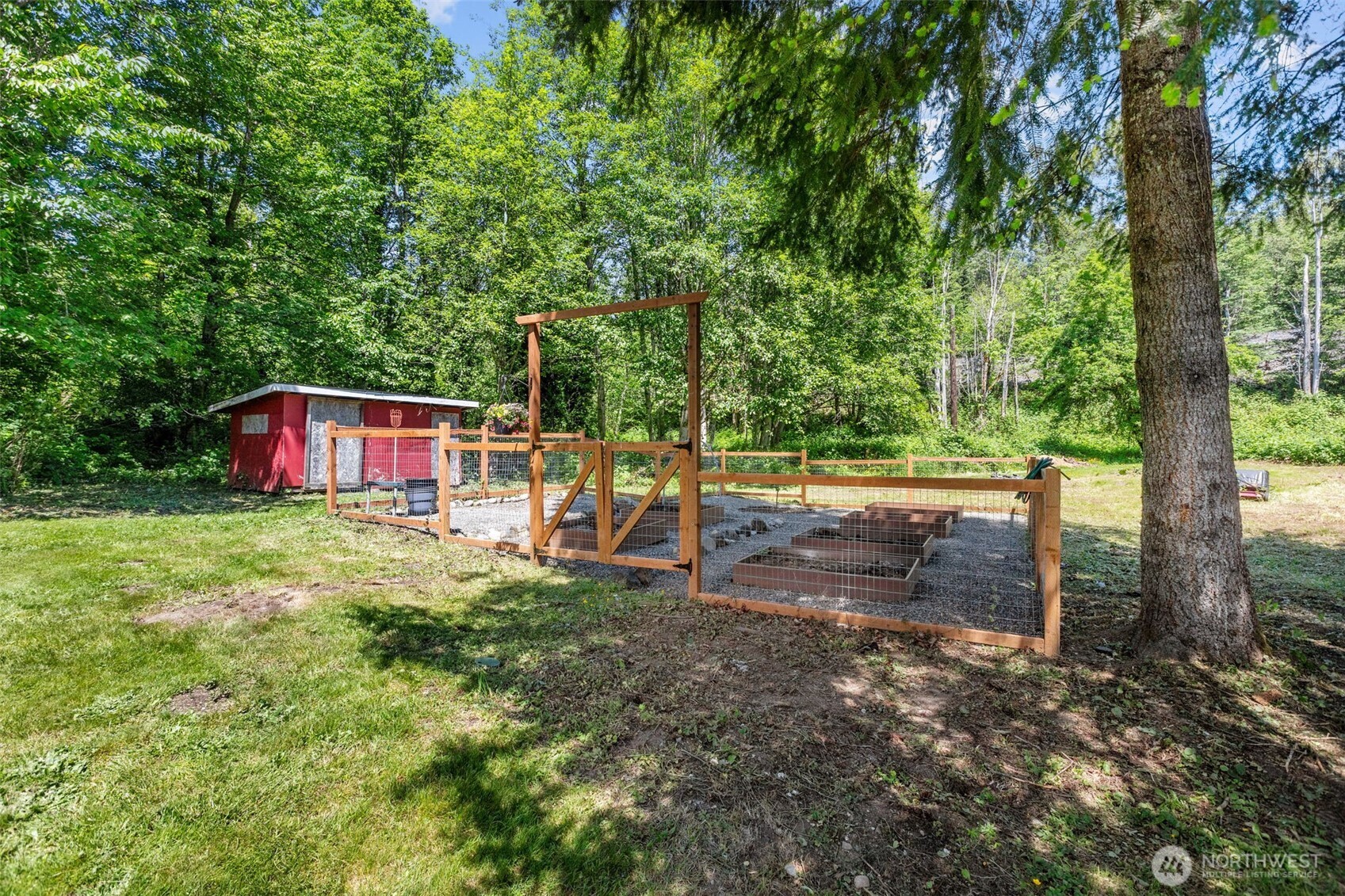 33724 SE Hudson Road Ravensdale WA 98051