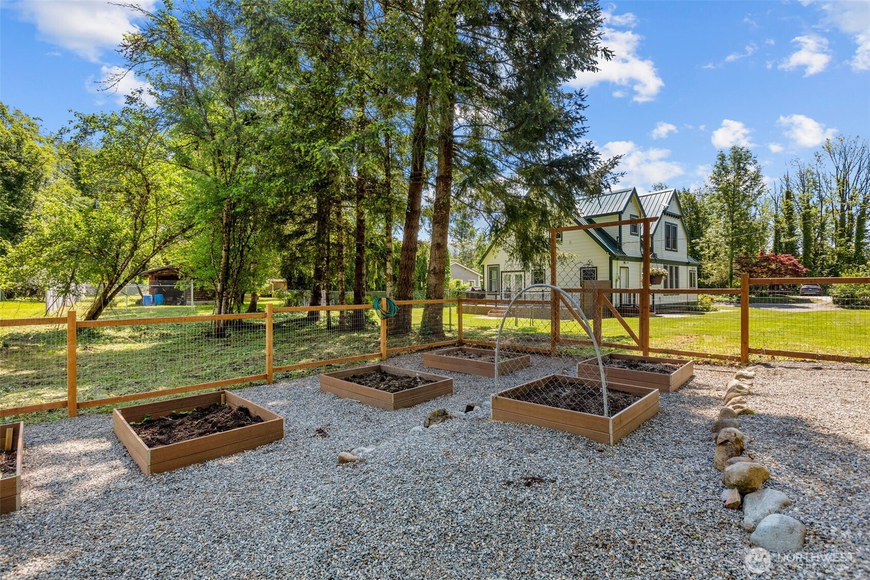 33724 SE Hudson Road Ravensdale WA 98051