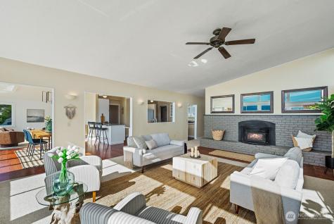 11613 SW Shawnee Vashon WA 98070