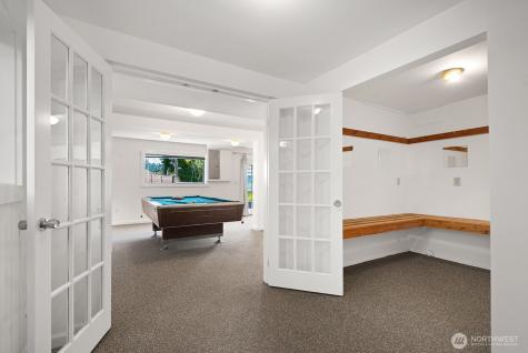 11613 SW Shawnee Vashon WA 98070