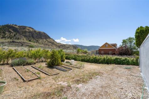 16 Westlund Drive Oroville WA 98844
