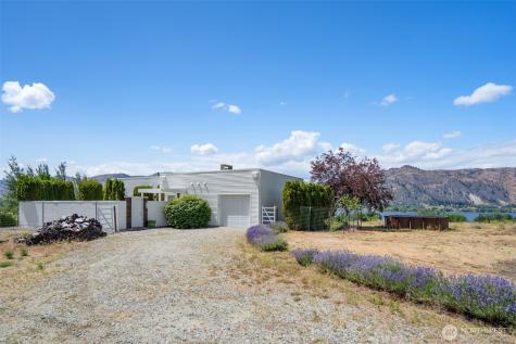 16 Westlund Drive Oroville WA 98844