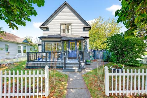 492 G Street Blaine WA 98230
