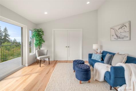 9226 25th Avenue NW Seattle WA 98117