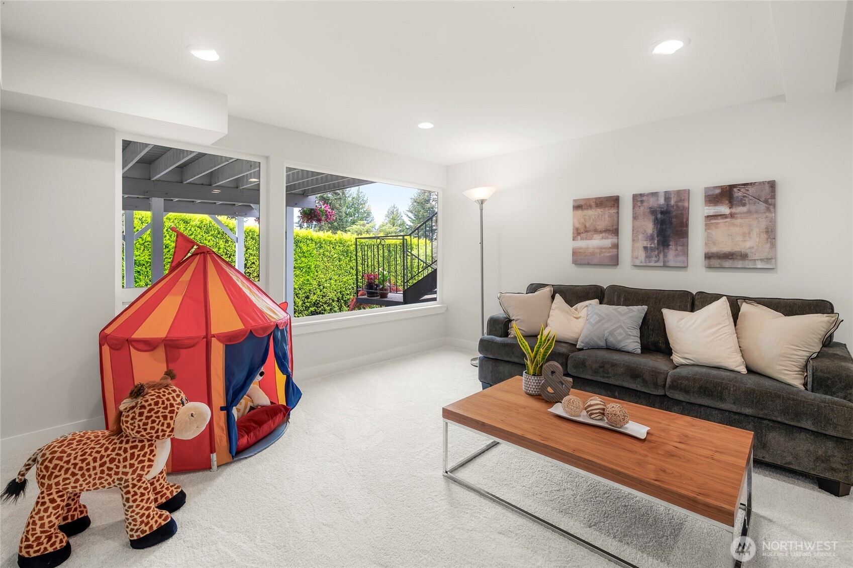 9226 25th Avenue NW Seattle WA 98117