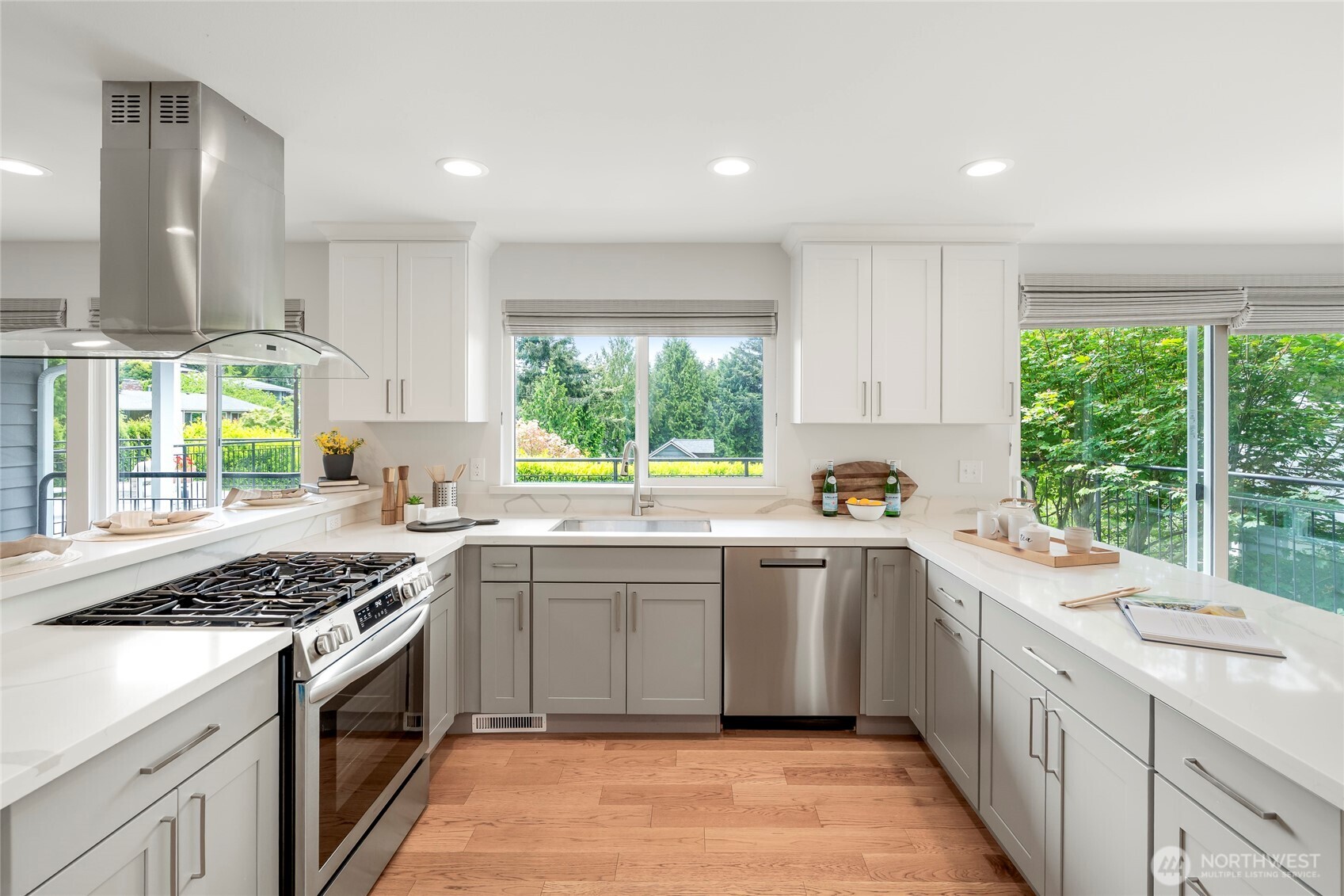 9226 25th Avenue NW Seattle WA 98117
