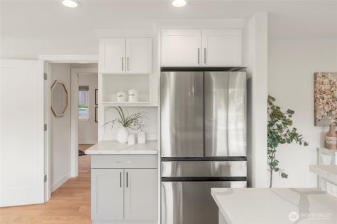 9226 25th Avenue NW Seattle WA 98117