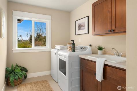 632 SW 185th Street Normandy Park WA 98166