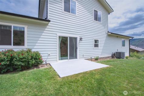9975 Saska Way Entiat WA 98822