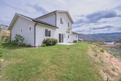 9975 Saska Way Entiat WA 98822
