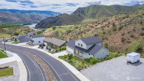 9975 Saska Way Entiat WA 98822