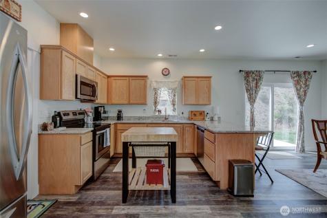 9975 Saska Way Entiat WA 98822