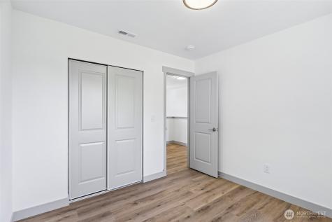 4051 E J Street Tacoma WA 98404
