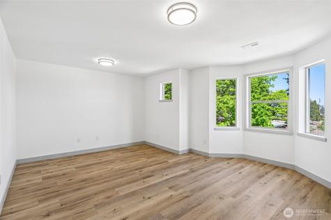 4051 E J Street Tacoma WA 98404