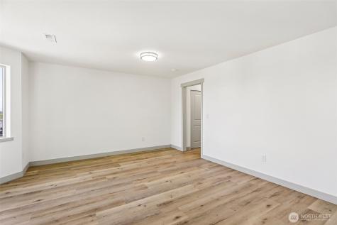 4051 E J Street Tacoma WA 98404