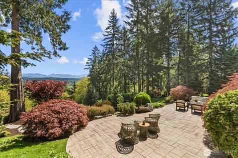 13748 242nd Avenue NE Woodinville WA 98077