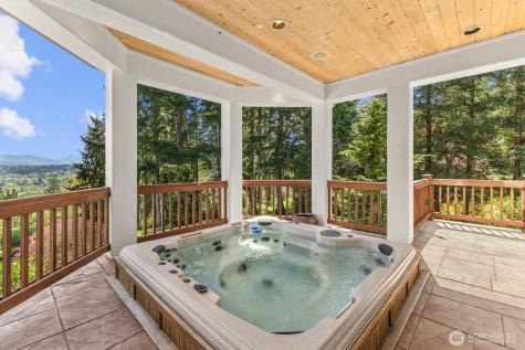 13748 242nd Avenue NE Woodinville WA 98077