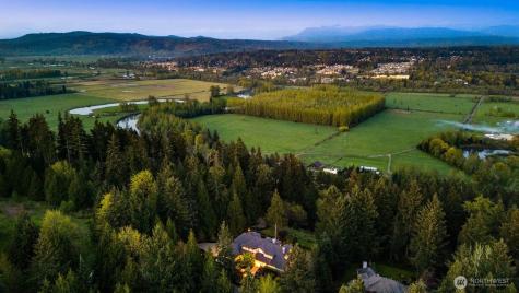 13748 242nd Avenue NE Woodinville WA 98077