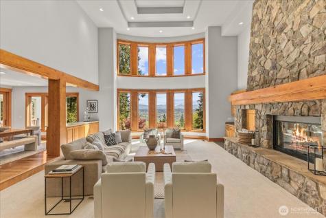 13748 242nd Avenue NE Woodinville WA 98077