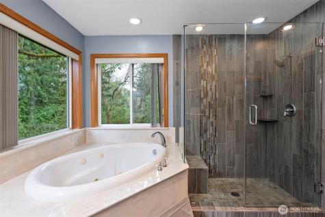 2121 90th Street E Tacoma WA 98445