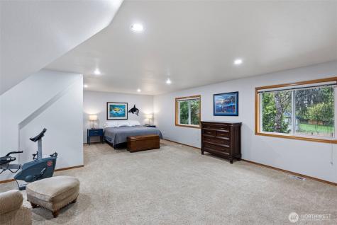 2121 90th Street E Tacoma WA 98445