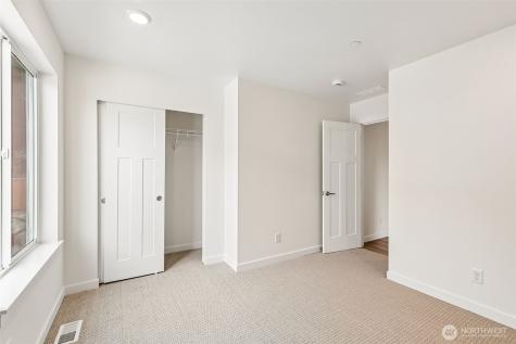 24323 13th Avenue SE Bothell WA 98021