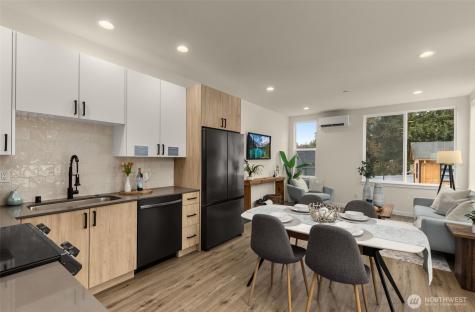 10306 Midvale Avenue N Seattle WA 98133