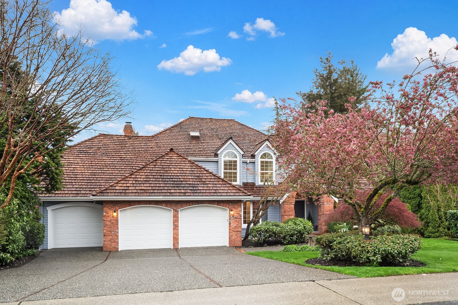 4708 227th Place SE Sammamish WA 98075