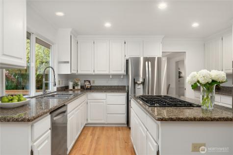 4708 227th Place SE Sammamish WA 98075