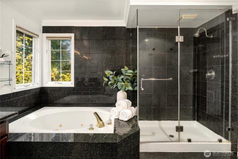 4708 227th Place SE Sammamish WA 98075