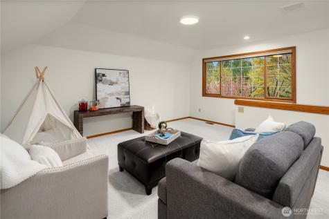 4708 227th Place SE Sammamish WA 98075