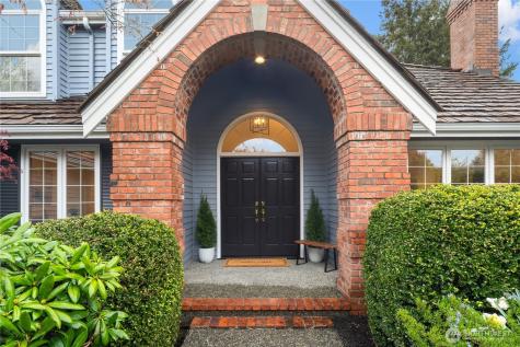 4708 227th Place SE Sammamish WA 98075