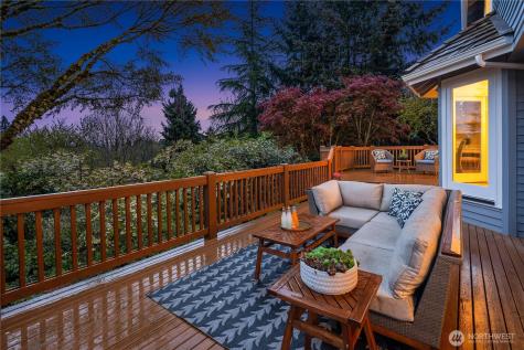 4708 227th Place SE Sammamish WA 98075