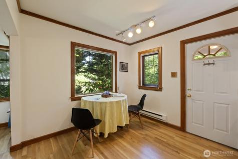 1919 32nd Avenue W Seattle WA 98199
