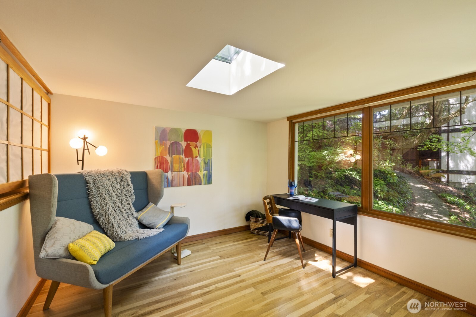 1919 32nd Avenue W Seattle WA 98199
