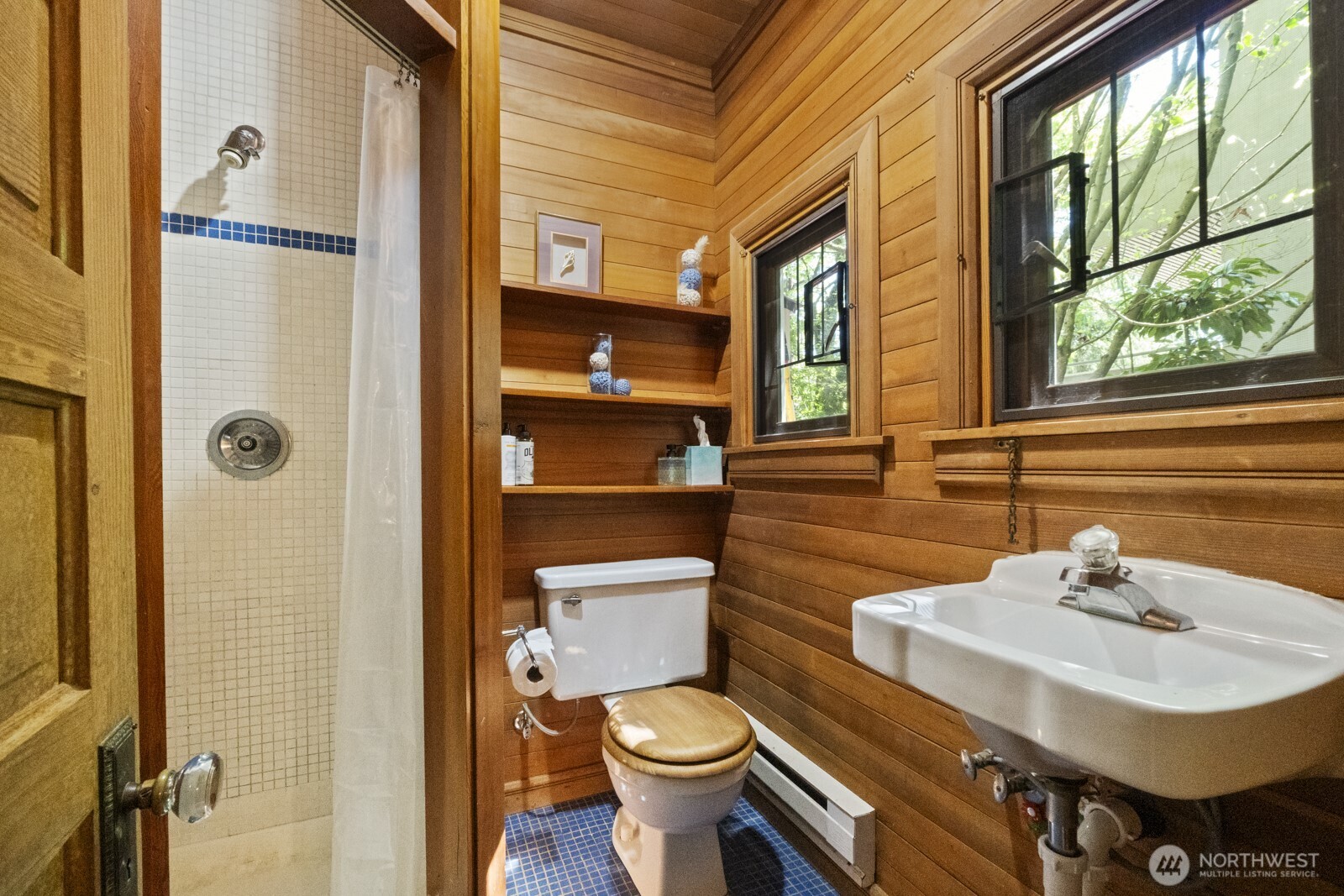 1919 32nd Avenue W Seattle WA 98199