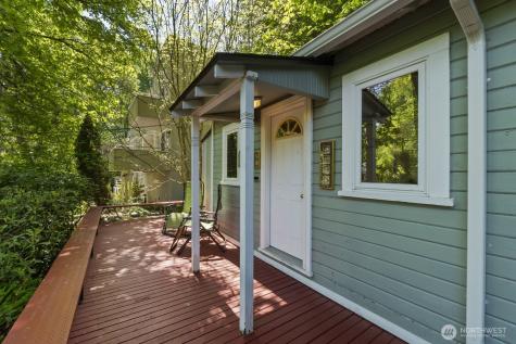 1919 32nd Avenue W Seattle WA 98199