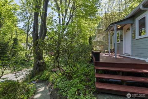 1919 32nd Avenue W Seattle WA 98199