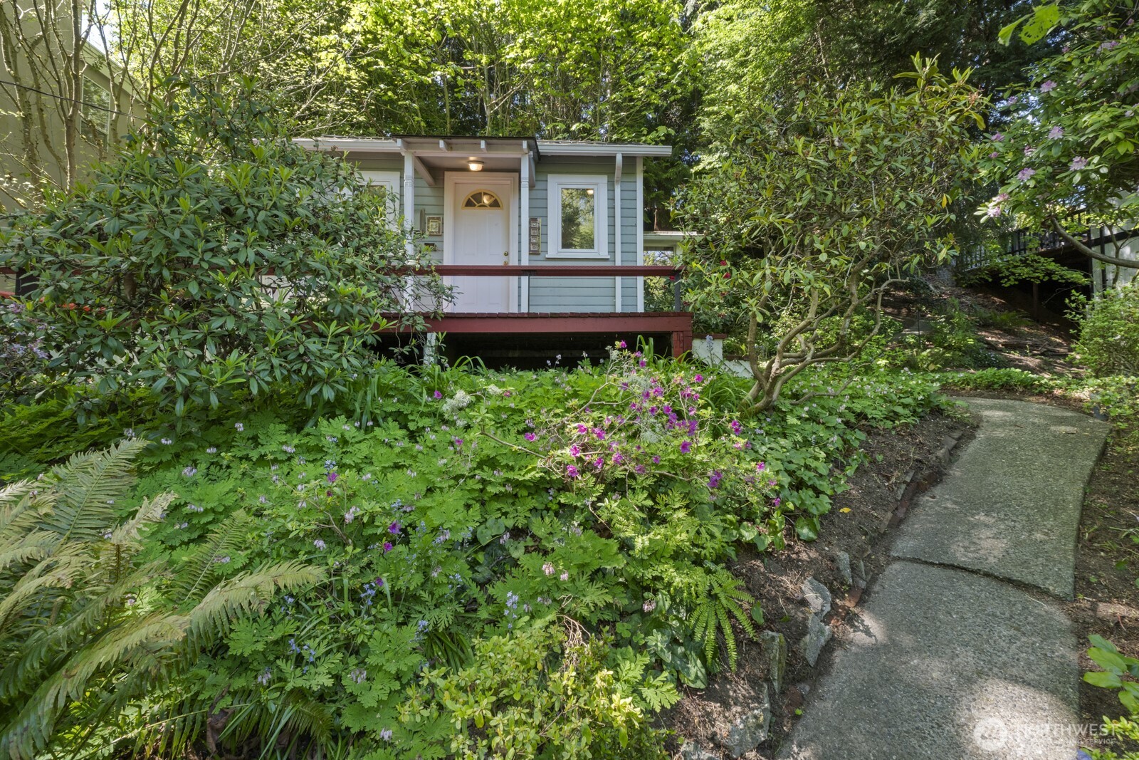 1919 32nd Avenue W Seattle WA 98199