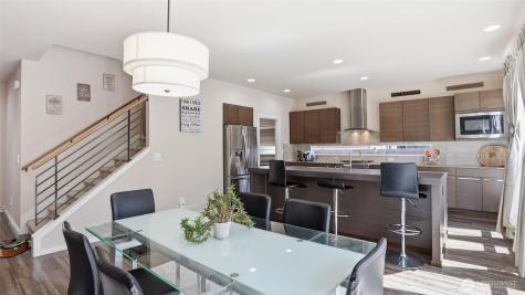 3709 NE 24th Street Renton WA 98056