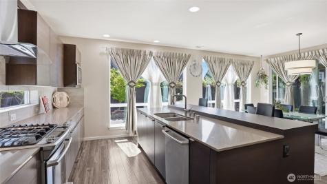 3709 NE 24th Street Renton WA 98056