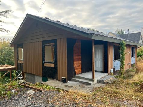 1720 N Wycoff Avenue Bremerton WA 98312