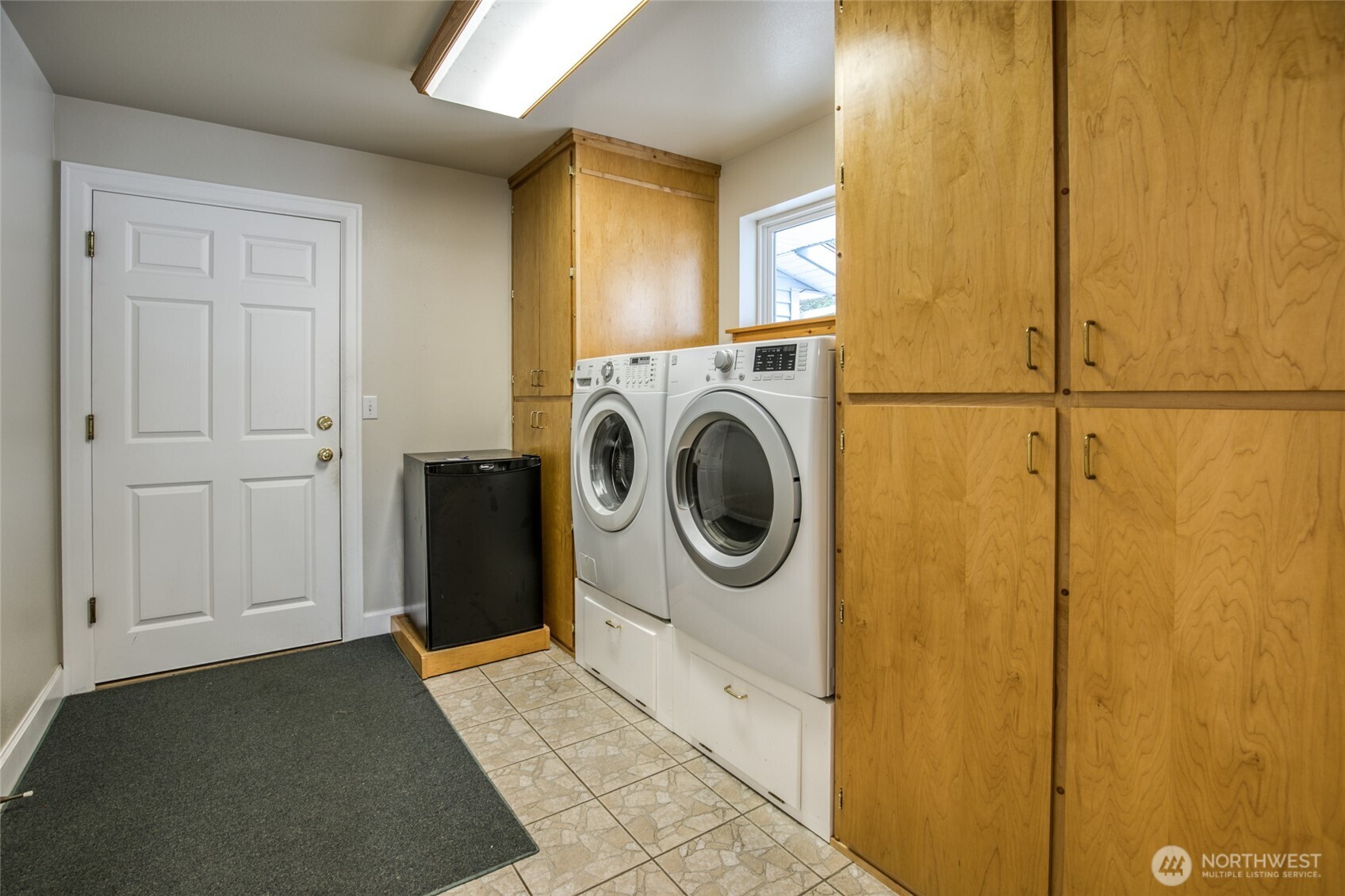 681 Lake Island Avenue SE Ocean Shores WA 98569