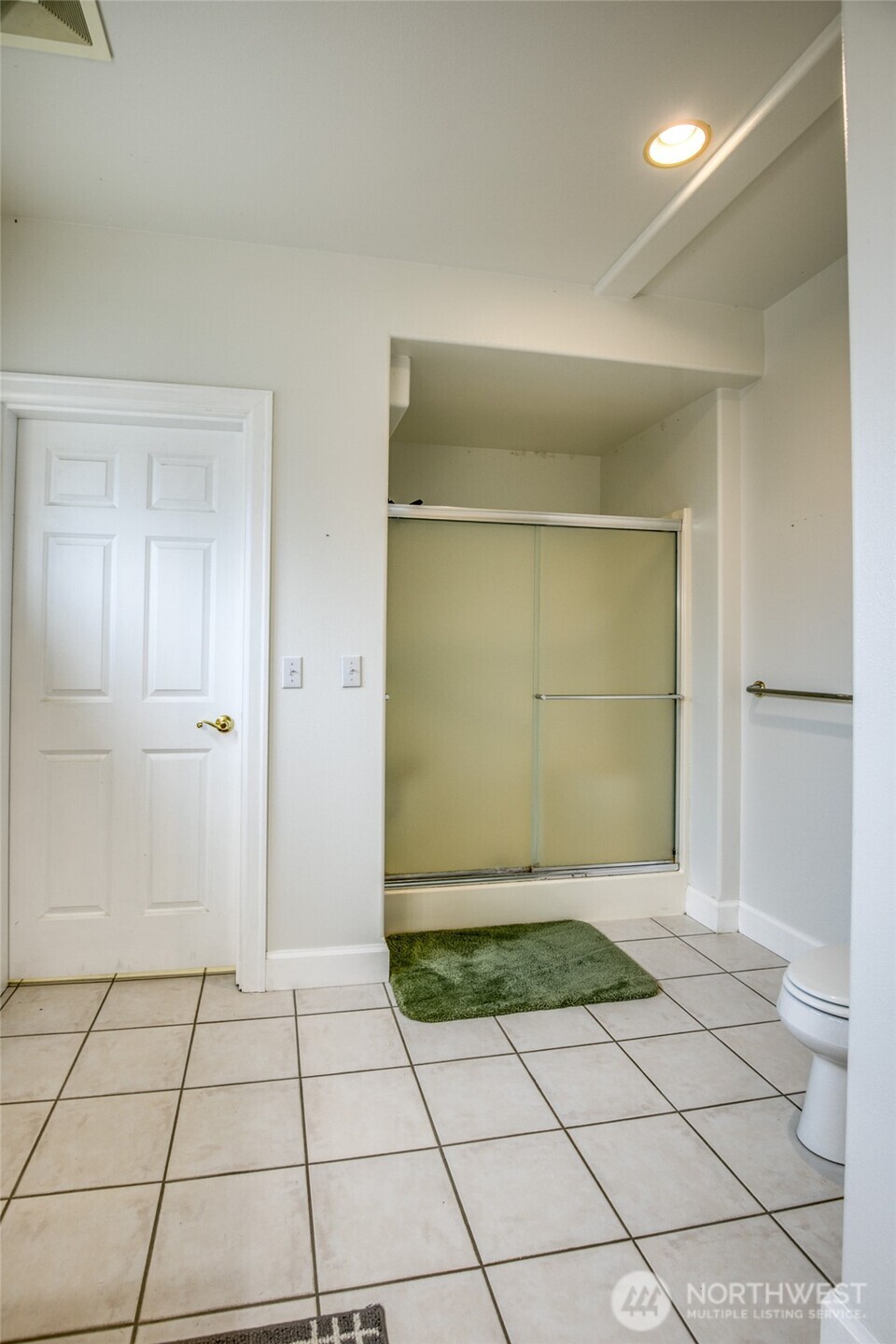 681 Lake Island Avenue SE Ocean Shores WA 98569