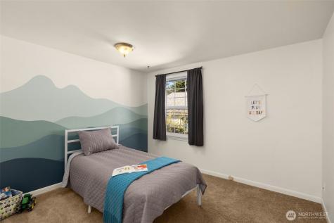 13703 Palatine Avenue N Seattle WA 98133